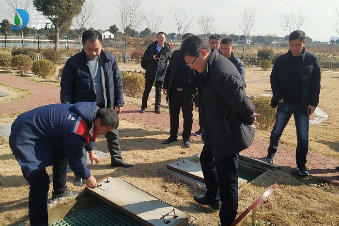 某地住建部門(mén)來(lái)訪(fǎng)我司農(nóng)村污水處理站點(diǎn)
